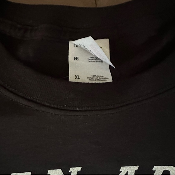 Bryan Adams Reckless 40th Anniversary Tour Shirt - Picture 3 of 6